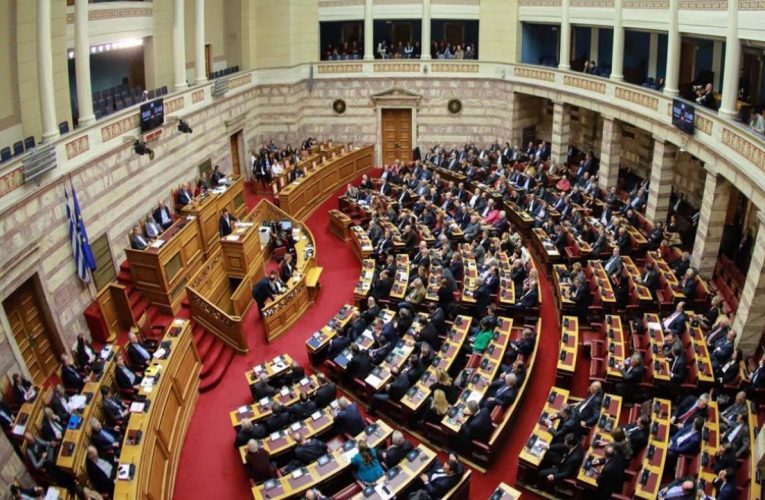 Σήμερα ψηφίζεται το νομοσχέδιο για την παιδεία – Παρέμβαση Κ.Μητσοτάκη και πολιτικών αρχηγών