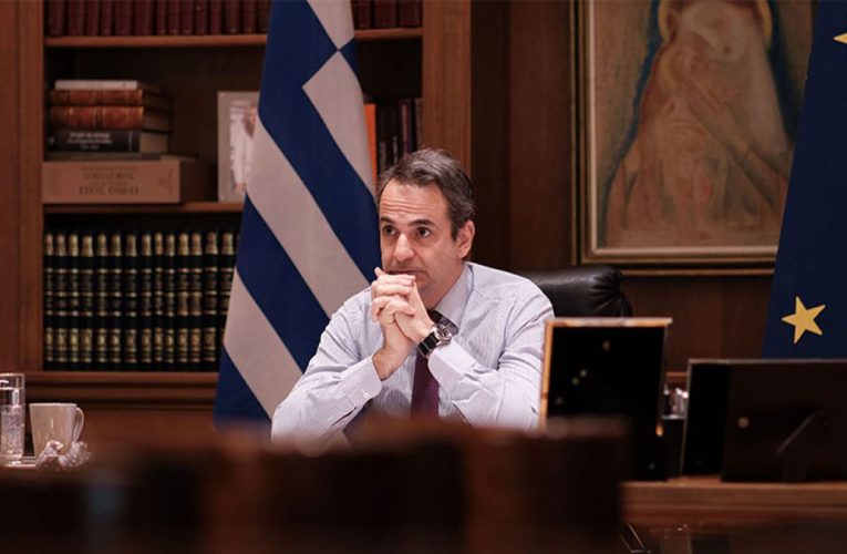 Μητσοτάκης σε υποψηφίους στις Πανελλήνιες: «Νίκησαν πρωτόγνωρες δυσκολίες μιας διαφορετικής χρονιάς»