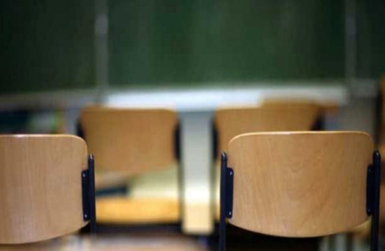 Γονείς «έκλεισαν» τμήμα σχολείου μετά από κρούσμα κορωνοϊού