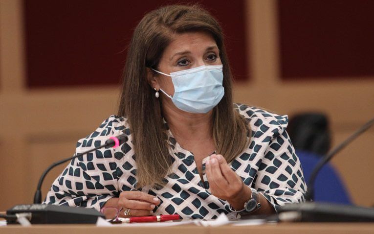 Β. Παπαευαγγέλου: Πώς θα γίνεται η διαχείριση των ύποπτων κρουσμάτων στα σχολεία