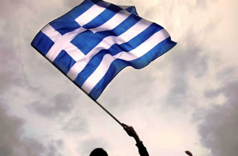 Έσκισαν την ελληνική σημαία σε νηπιαγωγείο και στη θέση της έβαλαν λάστιχα αυτοκινήτου