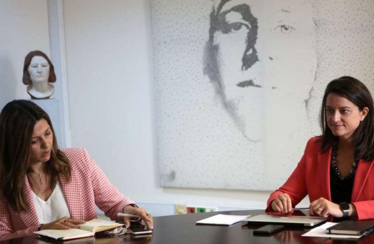 Τι είπε η ηγεσία ΥΠΑΙΘ για την επιμόρφωση εκπαιδευτικών στην τηλεκπαίδευση