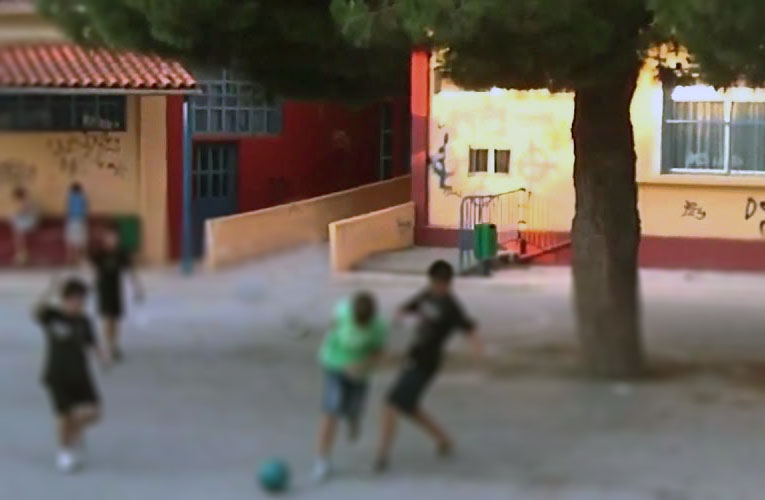 Παίζοντας ποδόσφαιρο με τους μαθητές μας! | Ιφιγένεια Κουμαργιανού