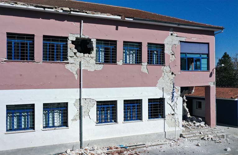 Διευθυντής στο Δαμάσι: Παρακαλούσα να αντέξει το κτίριο 30” μη μας καταπλακώσει