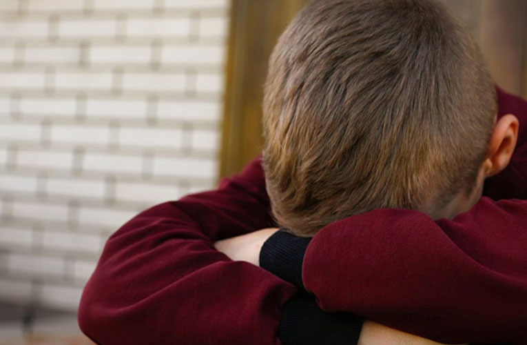 Τα συμπτώματα μετατραυματικού στρες των παιδιών θυμάτων σεξουαλικής κακοποίησης