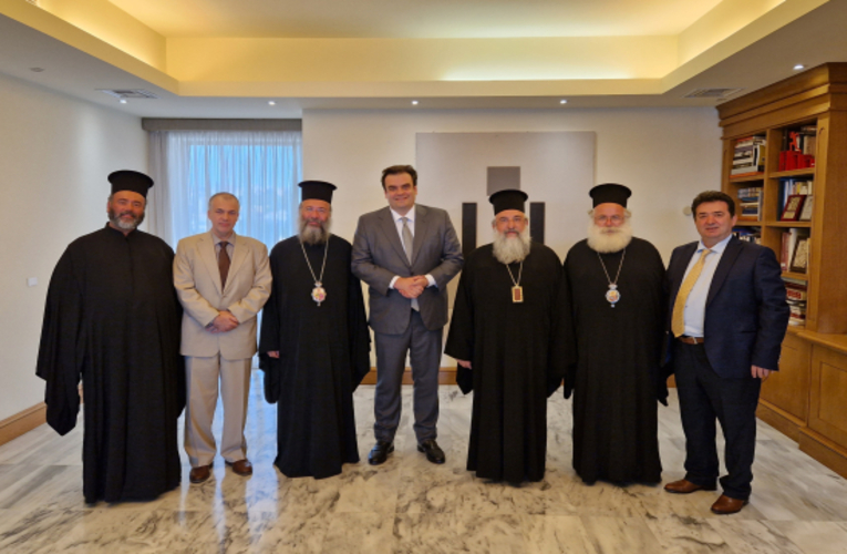 Κ. Πιερρακάκης: Συνάντηση με τον Σεβασμιώτατο Αρχιεπίσκοπο Κρήτης κ. Ευγένιο