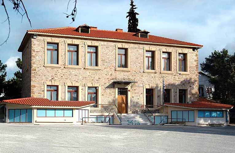 Ταξίδι στο παρελθόν: Πέτρινο Δημοτικό σχολείο Πανοράματος Θεσσαλονίκης