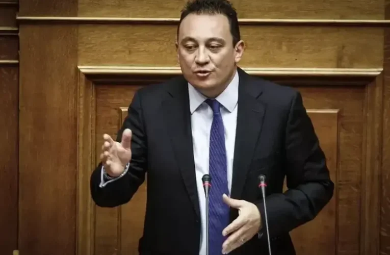 Εκπαιδευτικοί συγχαίρουν τον υφυπουργό Κ. Βλάση για την έγκαιρη πρόσληψη ωρομίσθιων εκπαιδευτικών