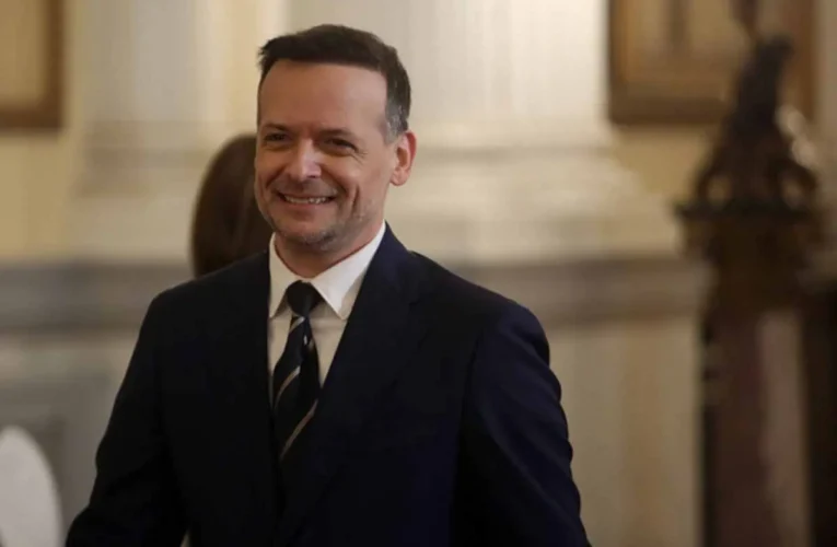 Σχολικές επιτροπές: Σύσκεψη του Δημάρχου Αθηναίων με ΟΛΜΕ και ΔΟΕ